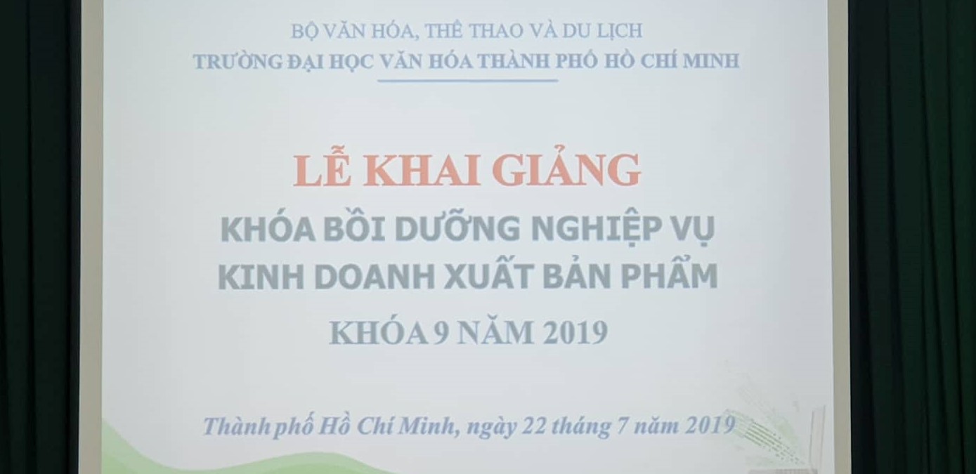 Khai giảng lớp Nghiệp vụ Kinh doanh xuất bản phẩm khóa 9