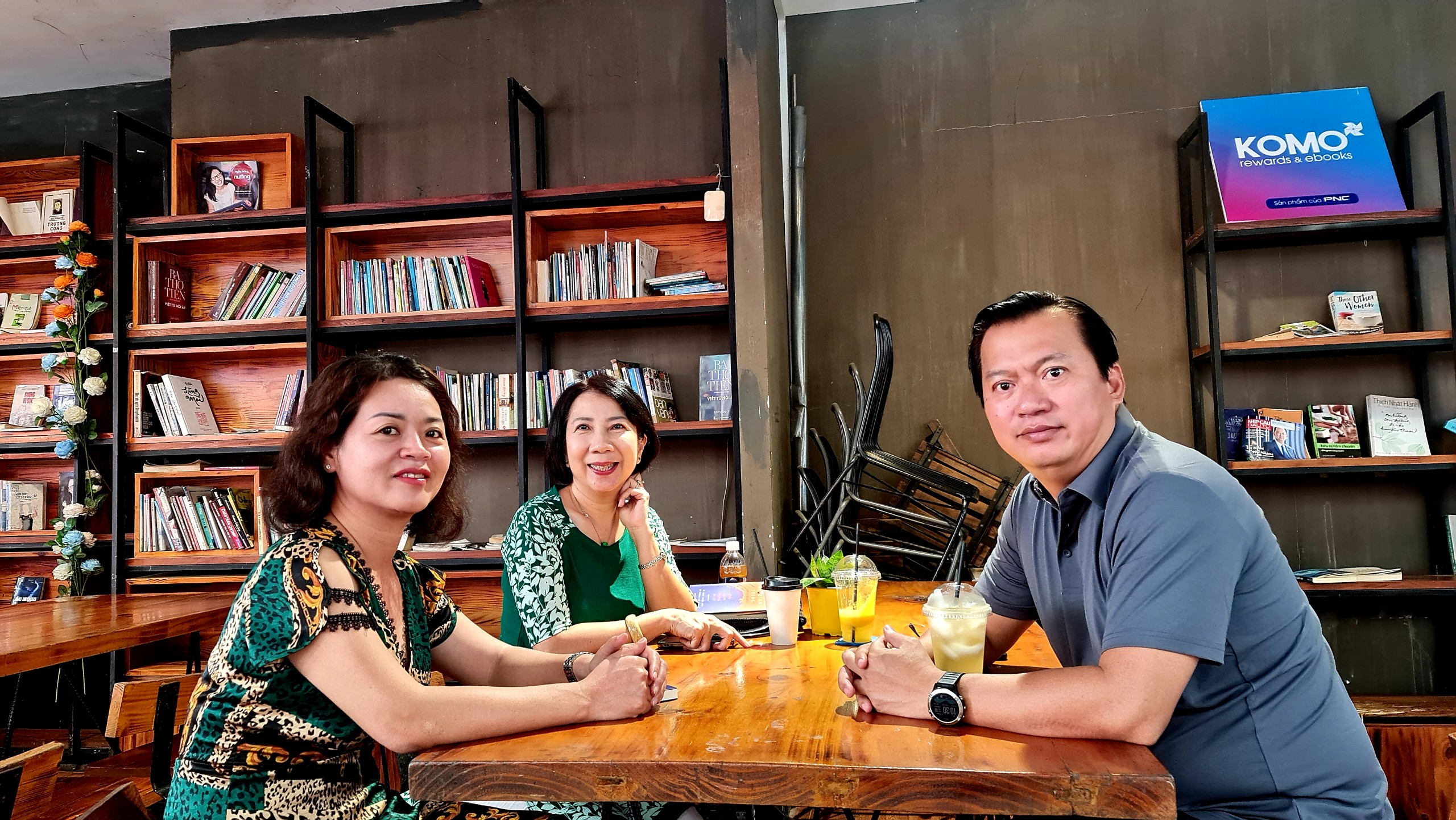 Buổi trao đổi bàn về cơ hội hợp tác giữa Khoa Xuất bản, Phát hành với các đơn vị trong ngành Xuất bản tại đường sách TP.HCM